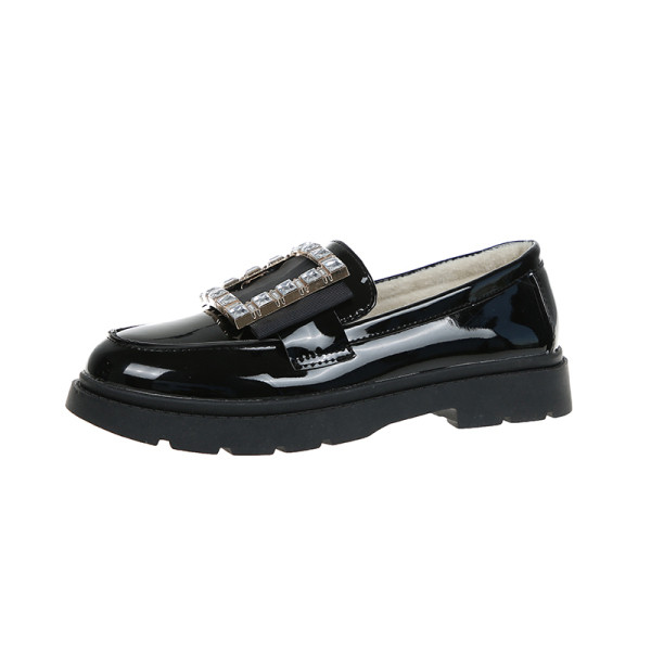 Alkalmi női lakkcipő arany és ezüst csattal fekete színben