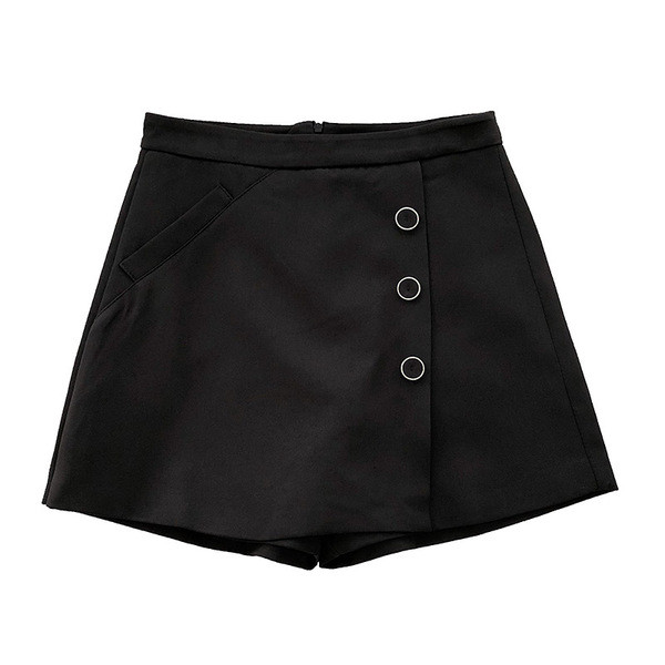 Aktuális női rövidnadrág gombokkal, magas derékkal