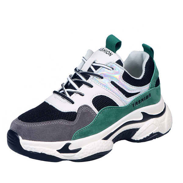 Modern női tornacipő öko velúrból és durva talpból