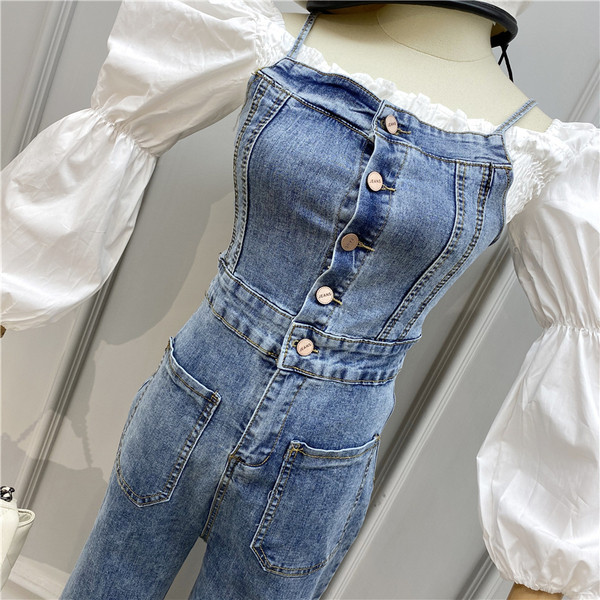Modern női farmer overál széles modell vékony pántokkal és csupasz háttal
