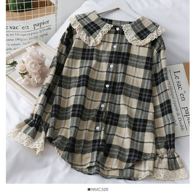 Modern női kockás ing gombokkal, csipkével és hosszú ujjú