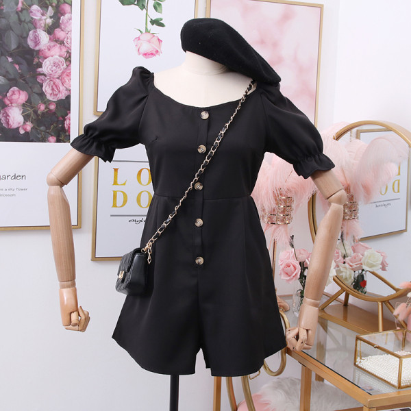 Moodsad nööpide ja lühikeste varrukatega naiste kombinesoonid