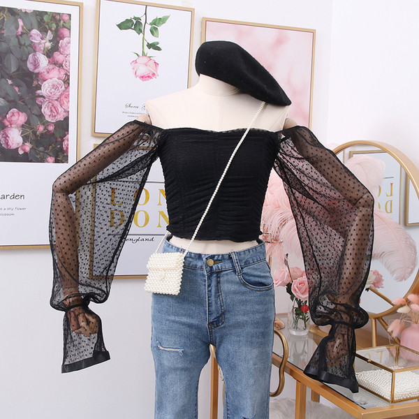 Γυναικείες μπλούζες πουά με  λωτού με μανίκια και τούλι 