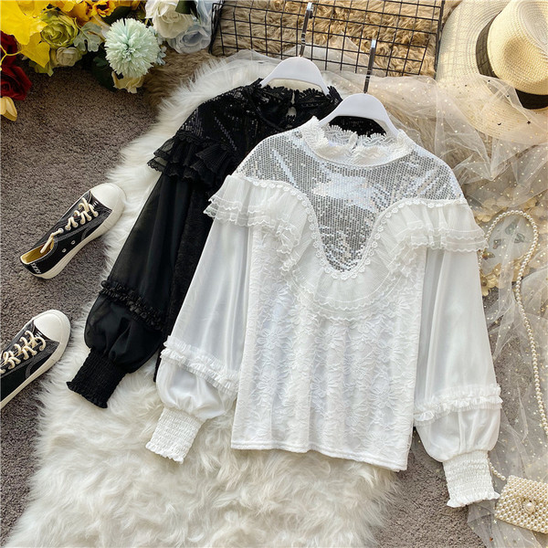 Modern női ing magas gallérral és csipkével