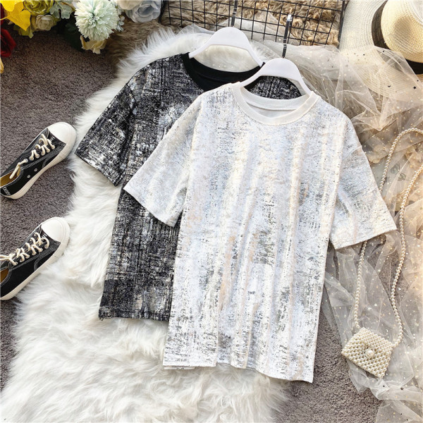 Lühikeste varrukate ja ovaalse kaelusega vabaaja naiste pluus