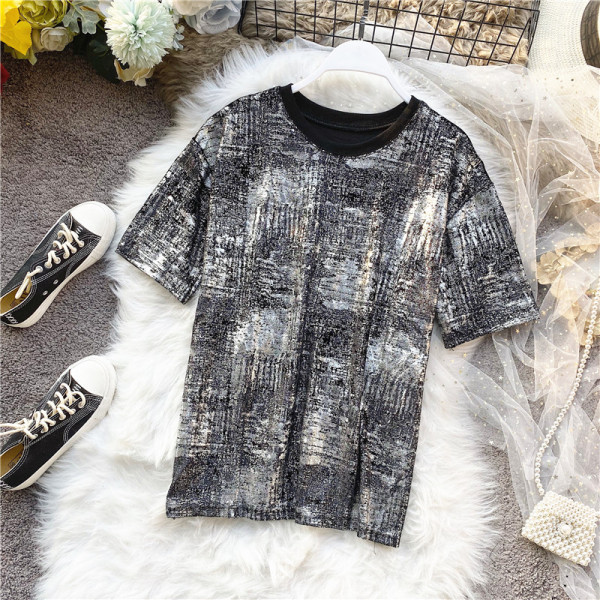 Lühikeste varrukate ja ovaalse kaelusega vabaaja naiste pluus