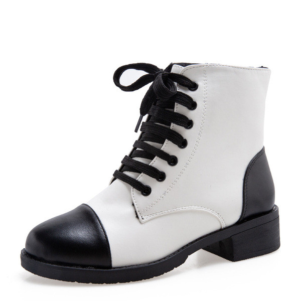 Öko bőrből készült női bőrcsizma télre is alkalmas fekete-fekete-fehér színben