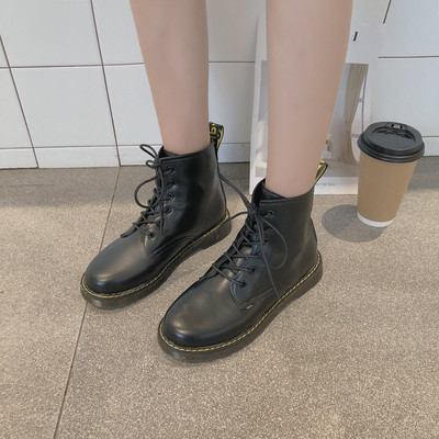 Női őszi-téli csizma puha műbőr béléssel, fekete színben