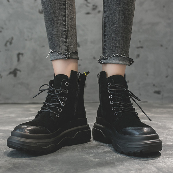 Női alkalmi téli csizma lapos talppal eko bőrből és öko velúrból fekete színben