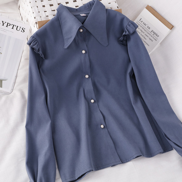 Modern női ing klasszikus gallérral és fürtökkel