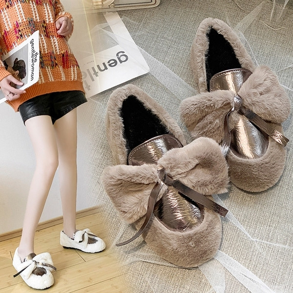 Alkalmi női őszi cipő pehellyel és szalaggal