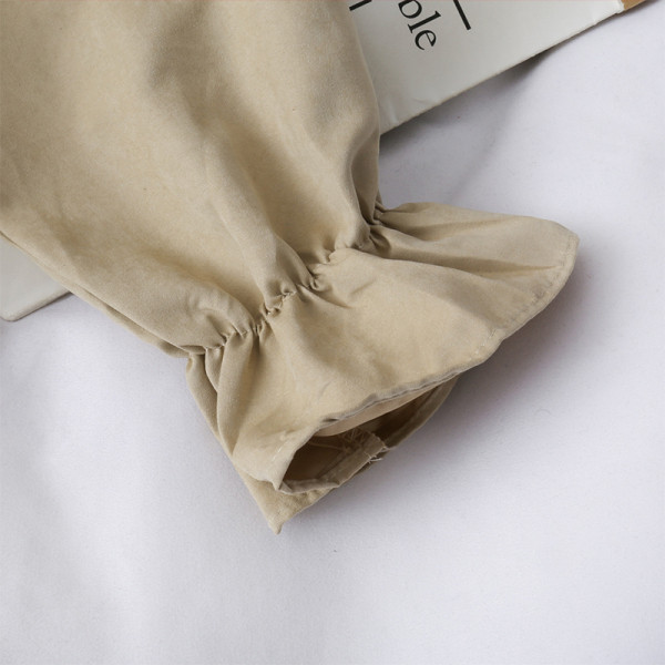 Modern női ing spitz nyakkivágással és fürtökkel