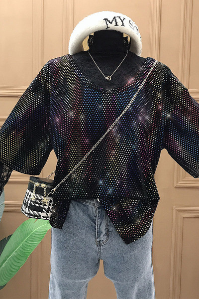 Μοντέρνα γυναικεία μπλούζα με φαρδιά μανίκια, οβάλ λαιμόκοψη και κομψή επίδραση