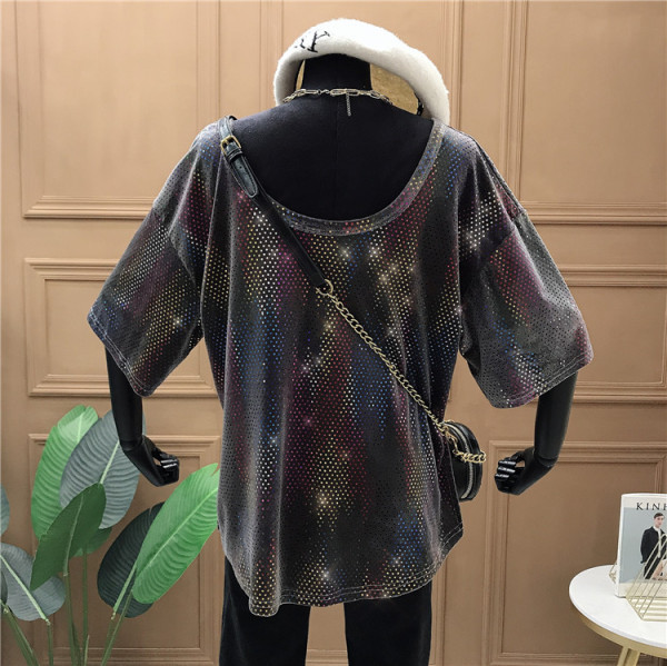 Μοντέρνα γυναικεία μπλούζα με φαρδιά μανίκια, οβάλ λαιμόκοψη και κομψή επίδραση