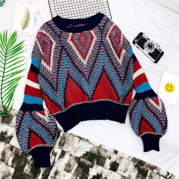 Modern női pulóver retro stílusban kerek nyakkivágással