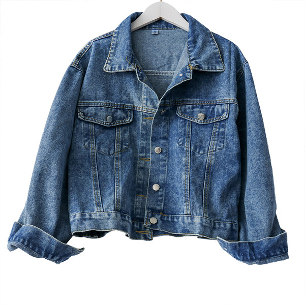 Modern női rövid farmerdzseki leopárd mintával, kék színben