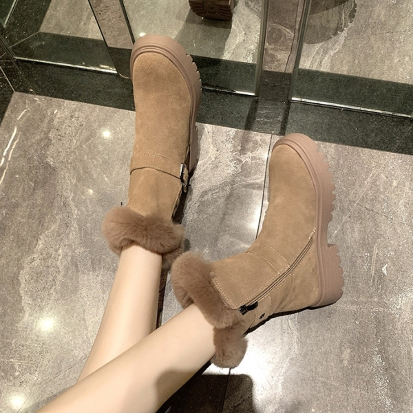 Ženske jesensko-zimske čizme s ravnim đonom i mekanom postavom i puhom