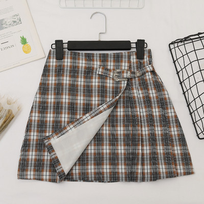 Kockás női szoknya A-vonallal, magas derékkal