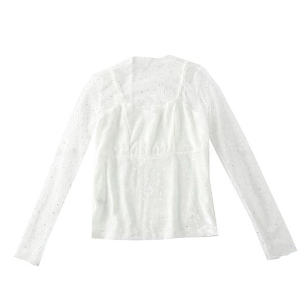 Női blúz ovális nyakkivágással, bársony és tüll ujjakkal