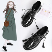 Női alkalmi cipő fűzős eko bőrből, fekete színben