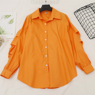 Retro stiilis naiste särk klassikalise krae ja nööpidega