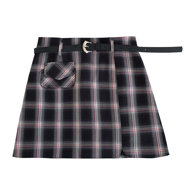 Naiste ruuduline lühike seelik vöö ja taskuga