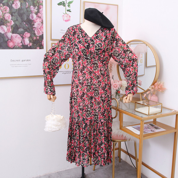 Új modell alkalmi női ruha spitz nyakkivágással és hosszú ujjakkal