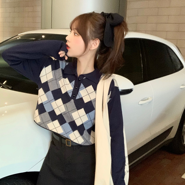 Modern női rövid blúz klasszikus gallérral