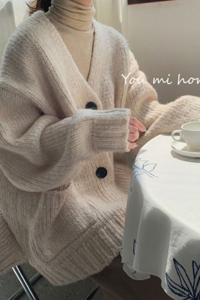 Naiste moodne pikk kardigan kahes värvitoonis lai mudel