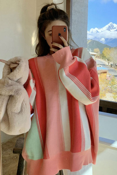 Modern női hosszú pulóver két színben széles modellben