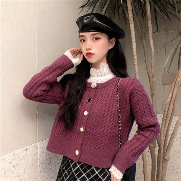 Női korszerű rövid kardigán két színben, spitz nyakkivágással