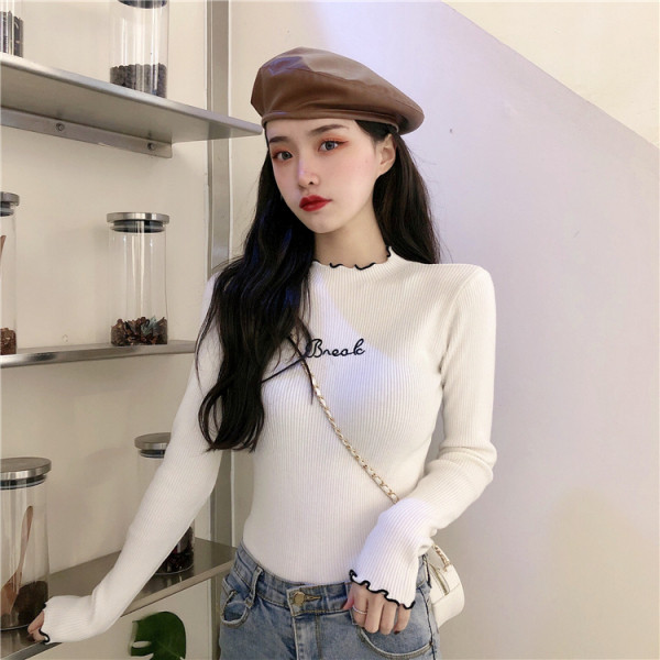 Naiste moodne liibuv pluusiga valge ja must mudel