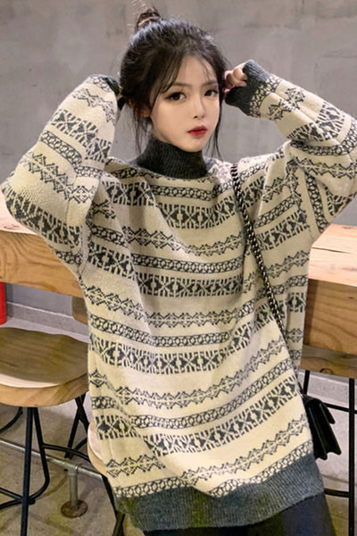 Női alkalmi pulóver széles modell magas gallérral