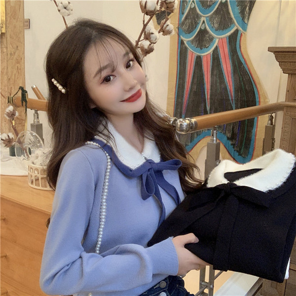 Μοντέρνα γυναικεία μπλούζα σε τρία χρώματα με δεσμούς