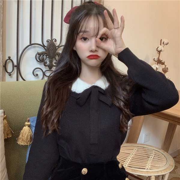 Μοντέρνα γυναικεία μπλούζα σε τρία χρώματα με δεσμούς