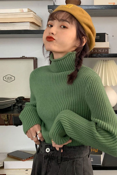 Női alkalmi blúz több színben, magas gallérral