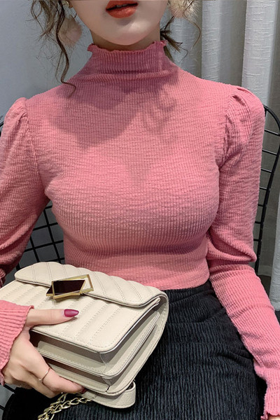 Női blúz Vékony modell magas gallérral rózsaszín, fehér és fekete színben