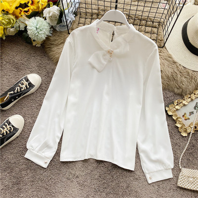 Стилна дамска риза от шифон с панделка на яката и дълъг ръкав в бял цвят