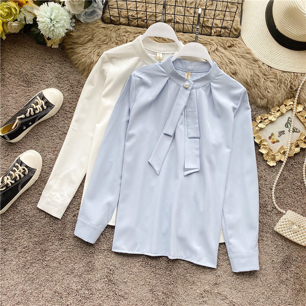 Női modern tavaszi ing alacsony gallérral fehér, kék, piros, sárga, rózsaszín és fekete színben