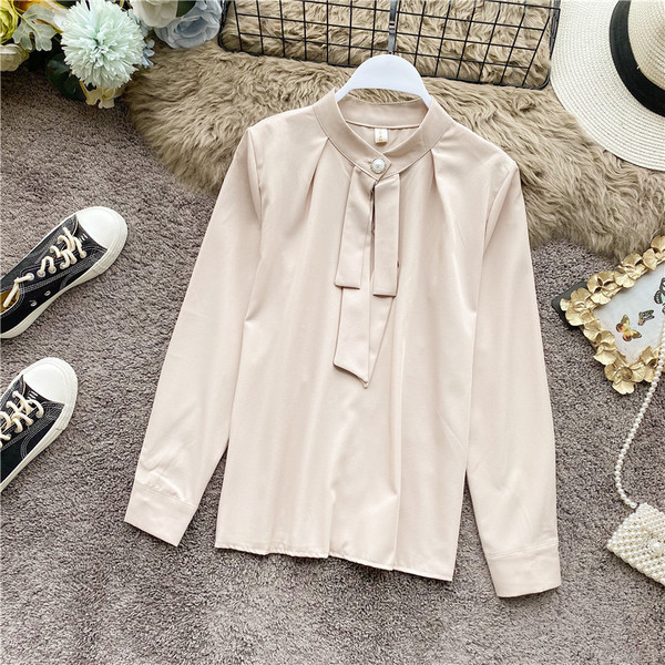 Női modern tavaszi ing alacsony gallérral fehér, kék, piros, sárga, rózsaszín és fekete színben