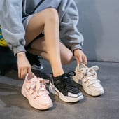 Alkalmi női tornacipő magas talppal