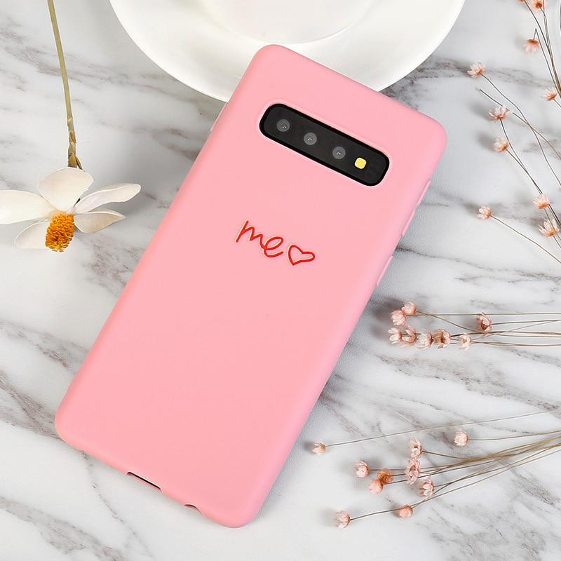 Szilikon tok Samsung S10 készülékhez, hátulján fekete és rózsaszín felirattal