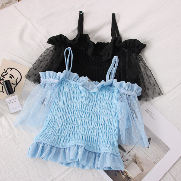 Moodne naiste pluus paatkaelusega, tülli ja volangidega rihmadega