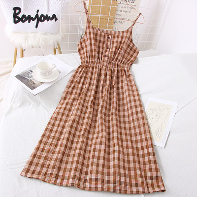 Καρό γυναικείο φόρεμα  με λεπτούς ιμάντες ώμου και κουμπιά 