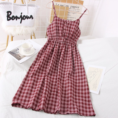 Καρό γυναικείο φόρεμα  με λεπτούς ιμάντες ώμου και κουμπιά 