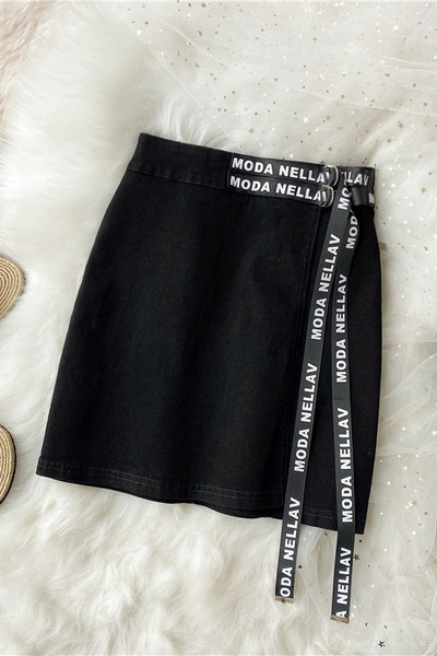 Új modell modern női szoknya magas derékkal, feliratos övvel