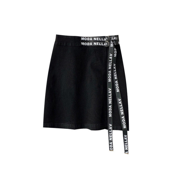 Új modell modern női szoknya magas derékkal, feliratos övvel