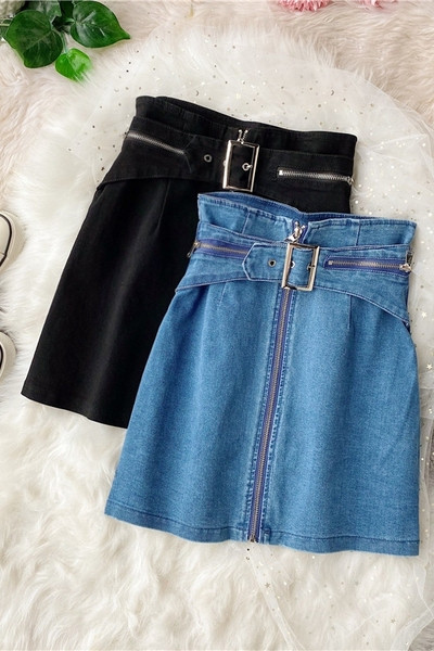 Női farmerszoknya magas derékkal, elöl cipzárral és övvel