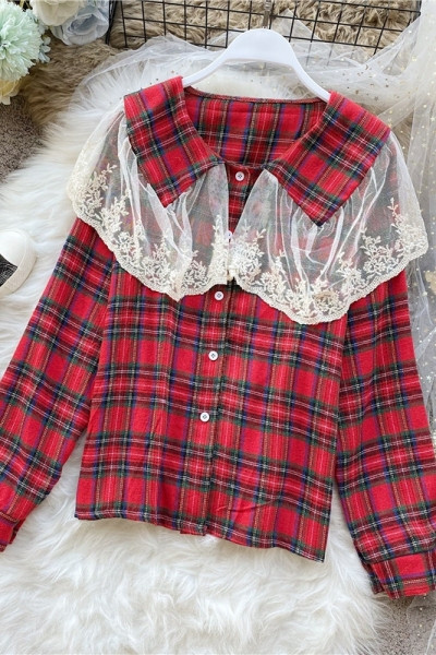 Kockás női ing hosszú ujjal és csipkével