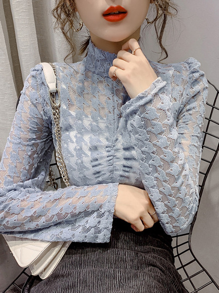 Sinise, roosa ja valge poolkõrge kraega naiste pitspluus